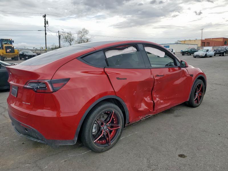 7SAYGAEE5PF591451 - 2023 TESLA MODEL Y RED photo 3