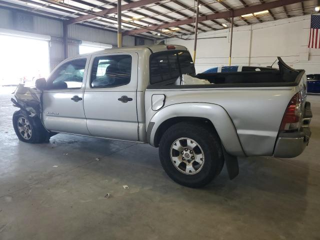 3TMJU4GN0CM137166 - 2012 TOYOTA TACOMA DOUBLE CAB PRERUNNER SILVER photo 2