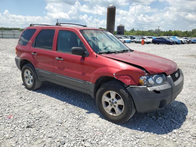 1FMCU03166KD34323 - 2006 FORD ESCAPE XLT MAROON photo 4