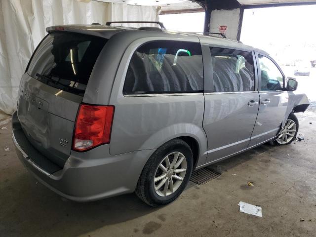 2C4RDGCG8JR266029 - 2018 DODGE GRAND CARAVAN SXT SILVER photo 3