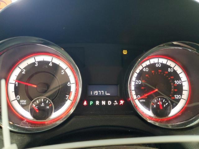 2C4RDGCG8JR266029 - 2018 DODGE GRAND CARAVAN SXT SILVER photo 9