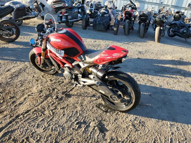 ZDM1RADN1AB030768 - 2010 DUCATI MONSTER 696 RED photo 3