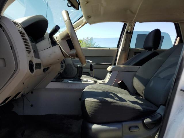 1FMCU0DG5AKD27679 - 2010 FORD ESCAPE XLT WHITE photo 7
