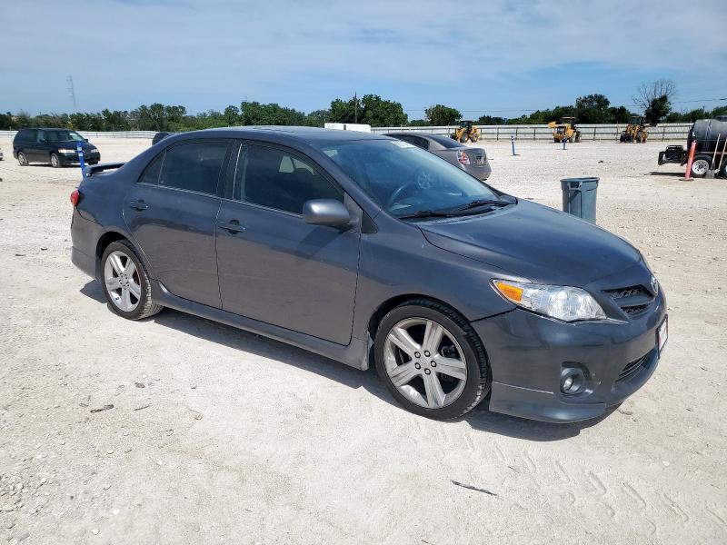 5YFBU4EE4DP084716 - 2013 TOYOTA COROLLA BASE رمادي صورة 4