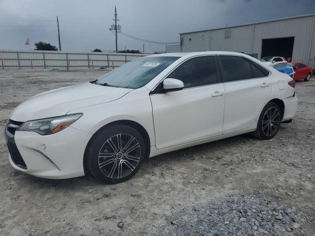 2016 TOYOTA CAMRY LE, null