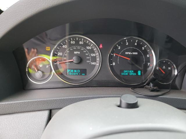 1J8GR48K27C541070 - 2007 JEEP GRAND CHER LAREDO SILVER photo 9