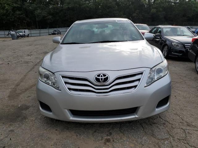 4T4BF3EK5BR218712 - 2011 TOYOTA CAMRY BASE SILVER photo 5