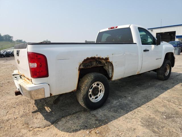 1GCHK44K19E108319 - 2009 CHEVROLET SILVERADO K2500 HEAVY DUTY WHITE photo 3