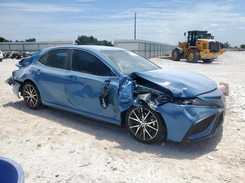 4T1G11AK9RU210728 - 2024 TOYOTA CAMRY SE NIGHT SHADE BLUE photo 4