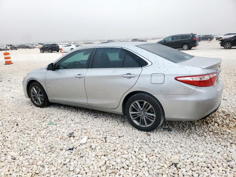 4T1BF1FK1HU308865 - 2017 TOYOTA CAMRY LE SILVER photo 2