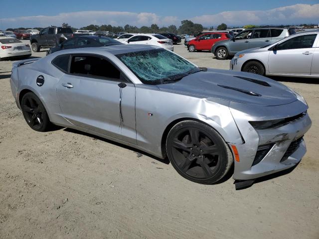 1G1FH1R79J0190867 - 2018 CHEVROLET CAMARO SS Серебристый фото 4