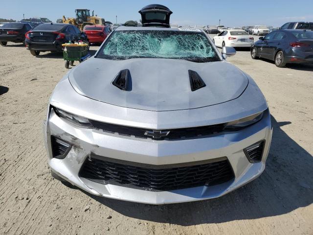 1G1FH1R79J0190867 - 2018 CHEVROLET CAMARO SS Серебристый фото 5