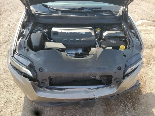 1C4PJLCB6KD221835 - 2019 JEEP CHEROKEE LATITUDE ვერცხლისფერი ფოტო 11