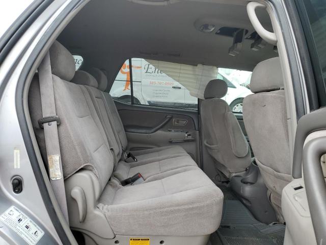 5TDBT44A71S042769 - 2001 TOYOTA SEQUOIA SR5 Серебристый фото 11