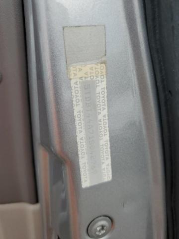 5TDBT44A71S042769 - 2001 TOYOTA SEQUOIA SR5 Серебристый фото 14