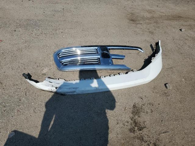 1C6RR6TT6KS653839 - 2019 RAM 1500 CLASS SLT Blanc photo 12