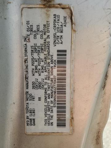 5TESN92N61Z770437 - 2001 TOYOTA TACOMA XTRACAB PRERUNNER ვერცხლისფერი ფოტო 12