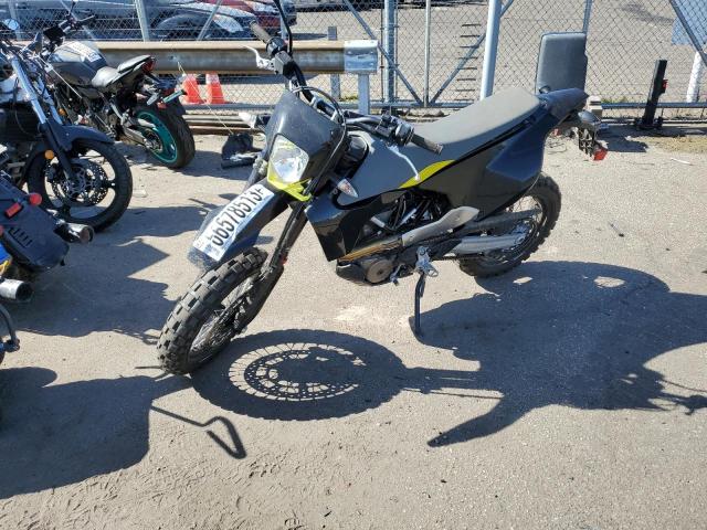 VBKUSV404MM710454 - 2021 HUSQVARNA SUPERMOTO BLACK photo 2