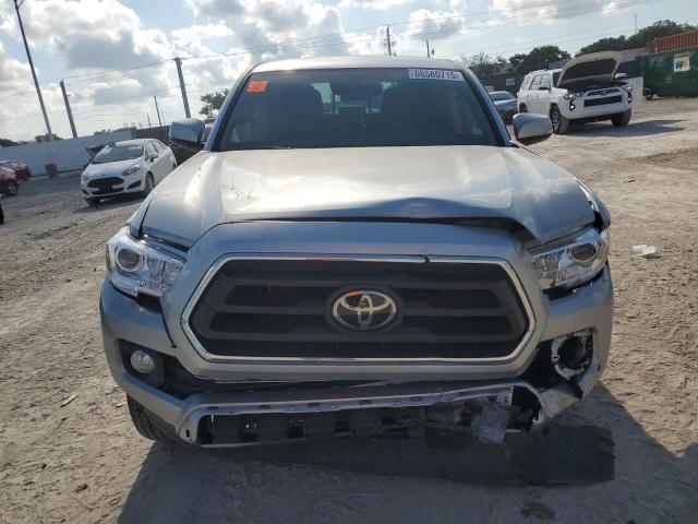 3TMAZ5CN5NM179784 - 2022 TOYOTA TACOMA DOUBLE CAB ვერცხლისფერი ფოტო 5