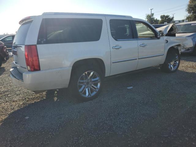 1GYS4KEF3BR211997 - 2011 CADILLAC ESCALADE ESV PLATINUM კრემისფერი ფოტო 3