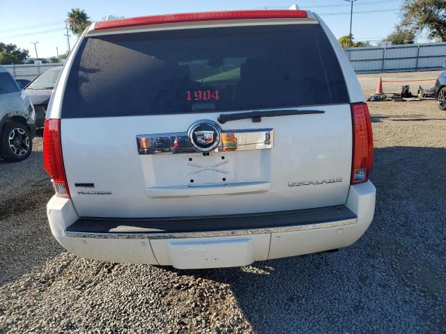 1GYS4KEF3BR211997 - 2011 CADILLAC ESCALADE ESV PLATINUM კრემისფერი ფოტო 6