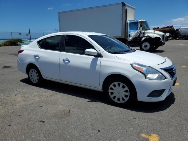 3N1CN7AP3KL832556 - 2019 NISSAN VERSA S 白色 照片 4