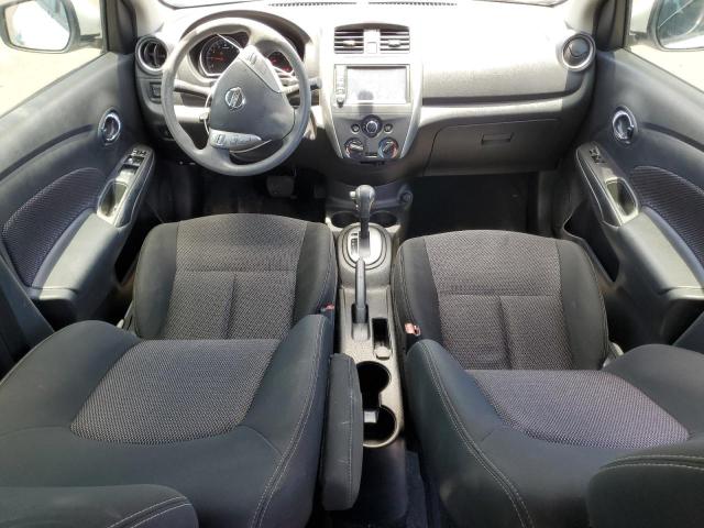 3N1CN7AP3KL832556 - 2019 NISSAN VERSA S 白色 照片 8