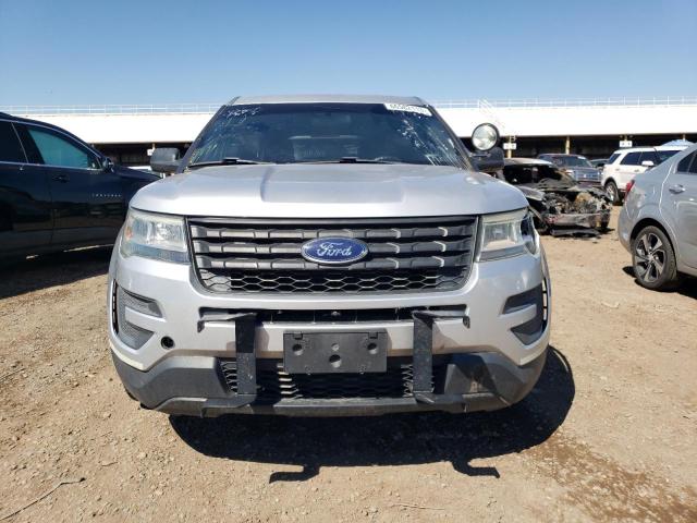 1FM5K8AR2HGB55725 - 2017 FORD EXPLORER POLICE INTERCEPTOR SILVER photo 5