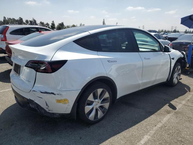 5YJYGAEE1MF271780 - 2021 TESLA MODEL Y WHITE photo 3