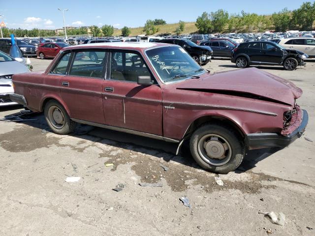 YV1AX8841D1918159 - 1983 VOLVO 244 DL MAROON photo 4