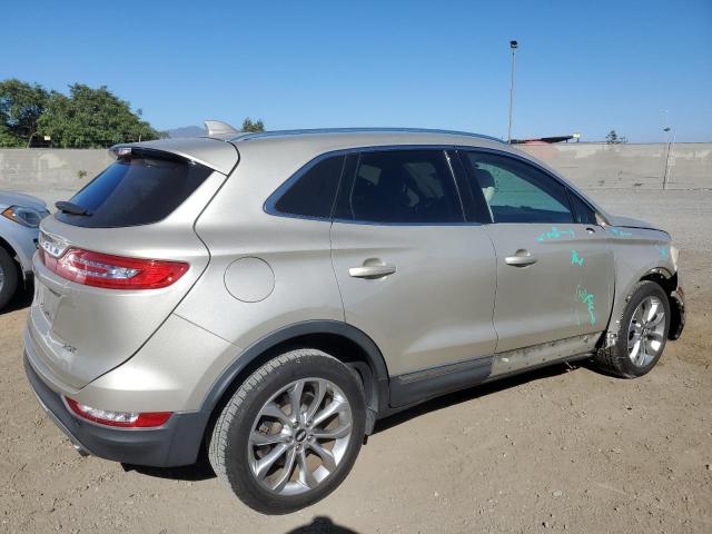 5LMCJ2C91HUL31361 - 2017 LINCOLN MKC SELECT Silber Foto 3