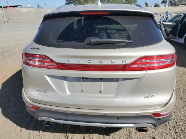 5LMCJ2C91HUL31361 - 2017 LINCOLN MKC SELECT Silber Foto 6
