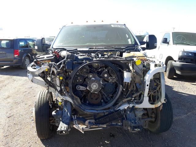 1FD0W4HT3HED73225 - 2017 FORD F450 SUPER DUTY WHITE photo 5