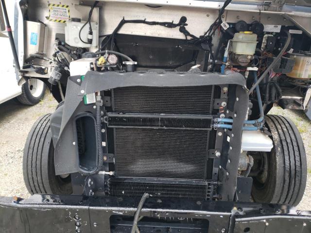 4UZAC2EA8LCMH6113 - 2020 FREIGHTLINER CHASSIS M LINE WALK-IN VAN BLUE photo 11