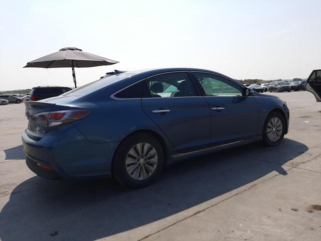 KMHE24L16GA040417 - 2016 HYUNDAI SONATA HYBRID BLUE photo 3