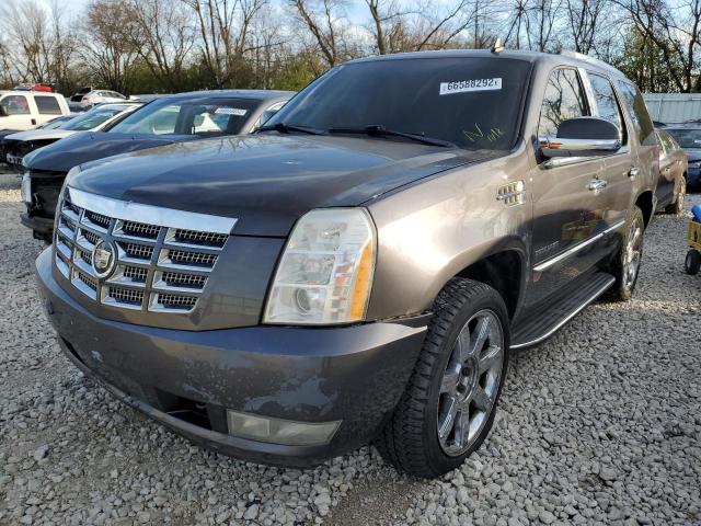 1GYEK63N46R116620 - 2011 CADILLAC ESCALADE LUXURY GRAY photo 2