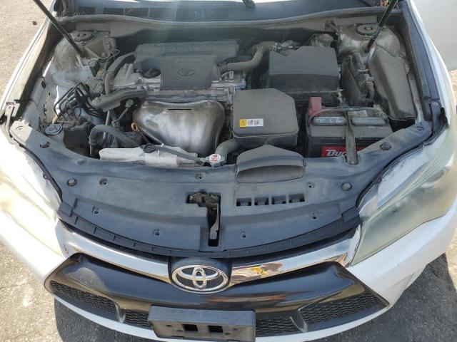 4T1BF1FK9HU357733 - 2017 TOYOTA CAMRY LE WHITE photo 11