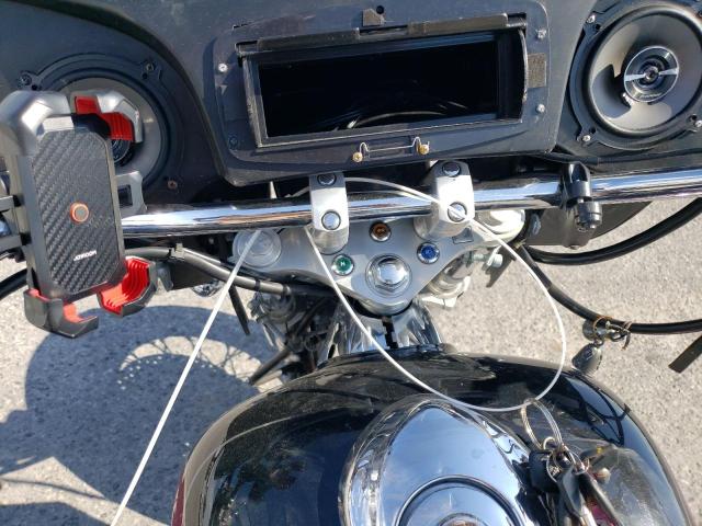 JH2RC446XXM104476 - 1999 HONDA VT750 CD2 TWO TONE photo 8