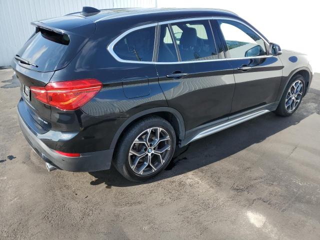 WBXJG9C02N5V27308 - 2022 BMW X1 XDRIVE28I BLACK photo 3