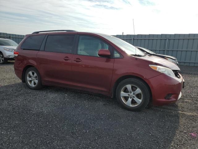 5TDKK3DC4BS085675 - 2011 TOYOTA SIENNA LE RED photo 4