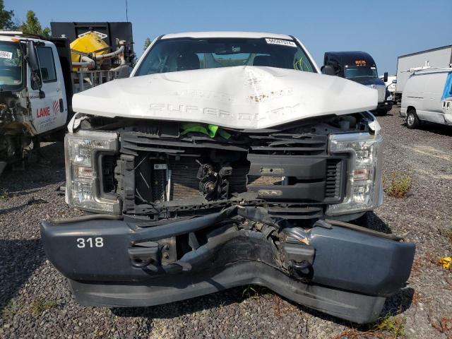 1FD7X2B64HEE49389 - 2017 FORD F250 SUPER DUTY WHITE photo 5