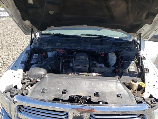 3C7WRNBL3DG526566 - 2013 RAM 5500 白色 照片 11