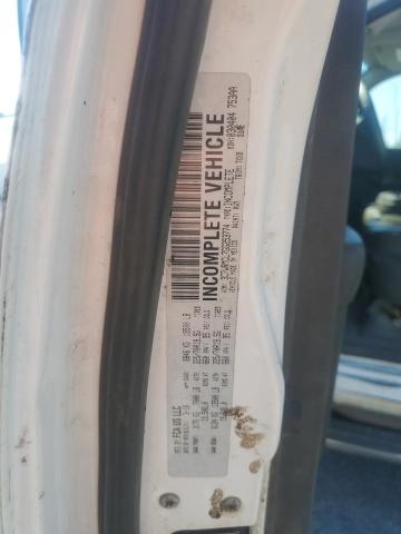 3C7WRMCL7GG253774 - 2016 RAM 5500 Սպիտակ լուսանկար 10