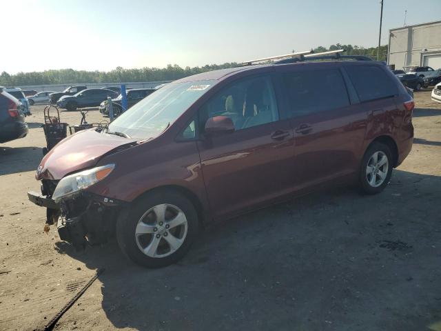 2015 TOYOTA SIENNA LE, 