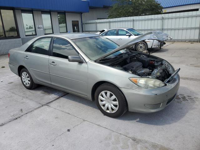 4T1BE32K75U978212 - 2005 TOYOTA CAMRY LE GRAY photo 4