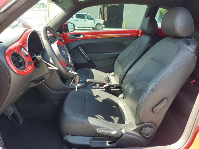 3VWJX7AT2DM600536 - 2013 VOLKSWAGEN BEETLE RED photo 7