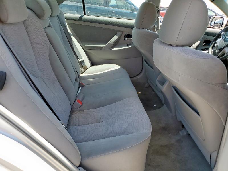 4T1BF3EK7BU741773 - 2011 TOYOTA CAMRY BASE Gümüş foto 10