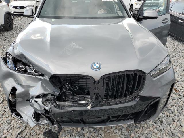 5UX43EU02S9Z97001 - 2025 BMW X5 XDRIVE50E GRAY photo 12