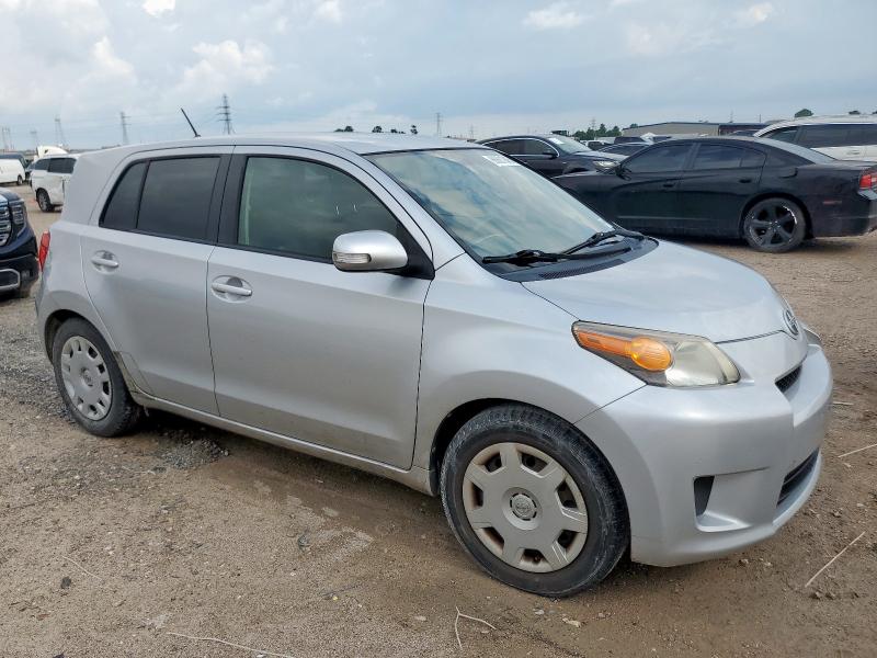 JTKKUPB4XE1046919 - 2014 TOYOTA SCION XD SILVER photo 4