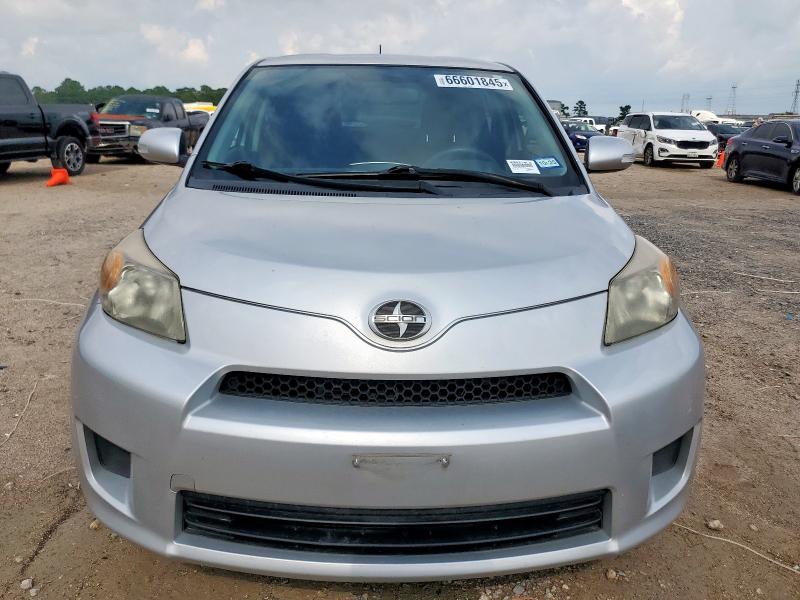 JTKKUPB4XE1046919 - 2014 TOYOTA SCION XD SILVER photo 5